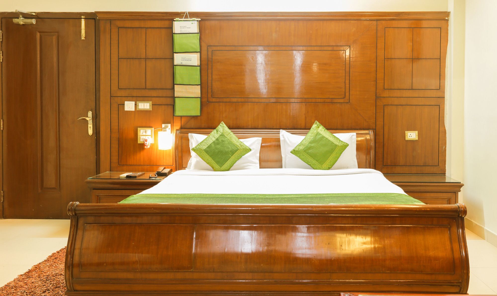 Treebo Shanta Inn Lucknow Ngoại thất bức ảnh